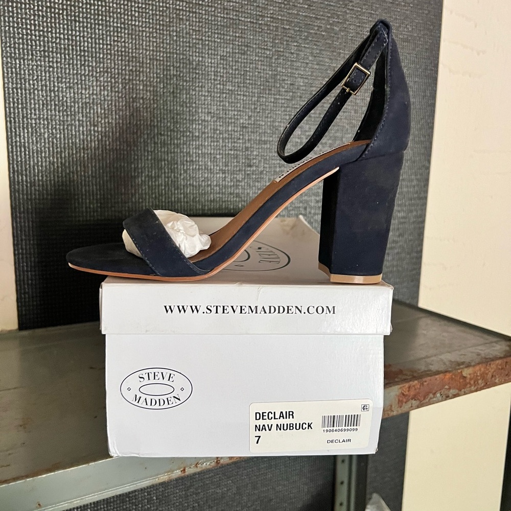 Steve Madden Dark Blue Block Heel Sandals